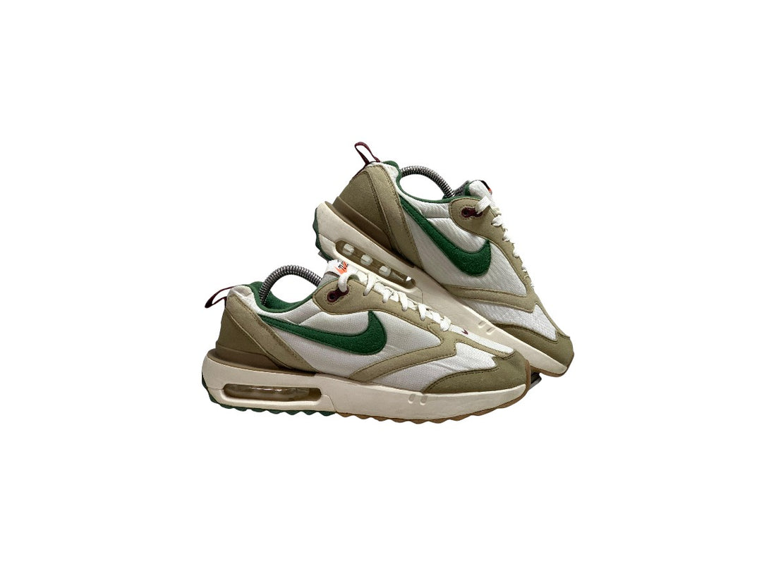 NIKE AIR MAX DAWN